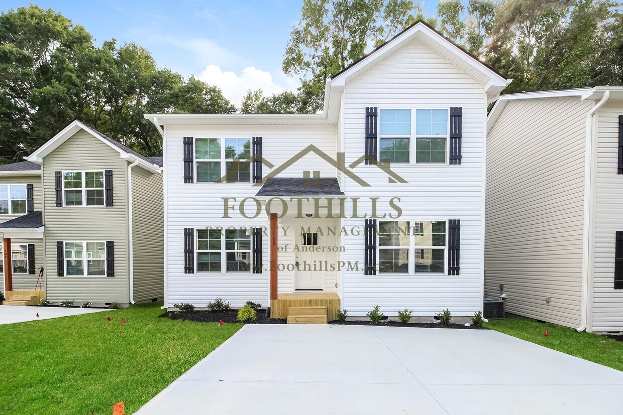 Primary Photo - Spacious & Stylish – 4BR Home for Rent in ...