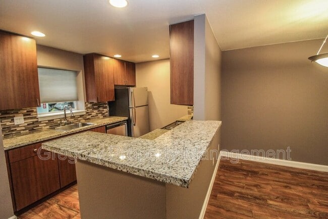Foto del edificio - 16101 Bothell Everett Hwy
