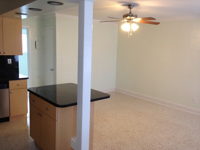 Foto del edificio - 1818 E Oakland Park Blvd