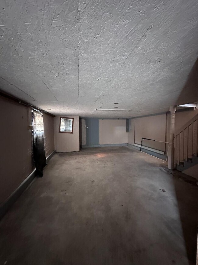 Foto del edificio - 56 Kent Ln