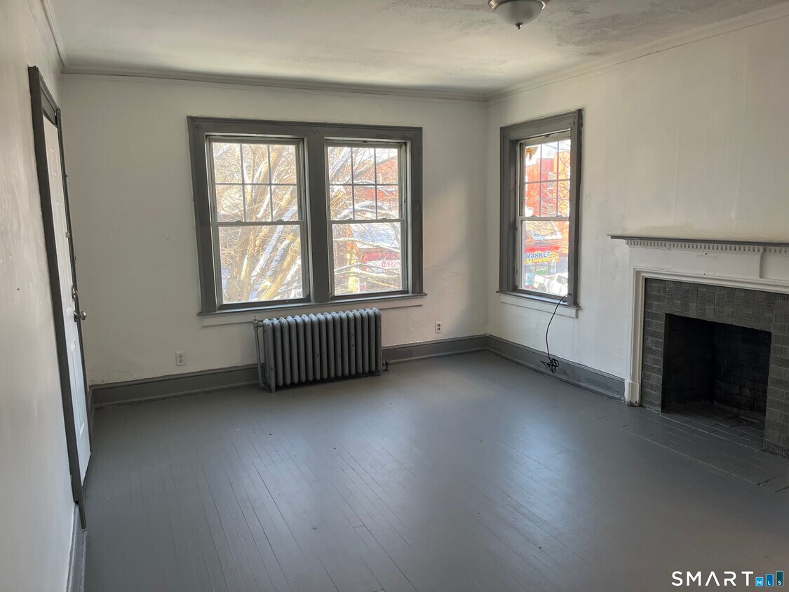 Building Photo - 252 Sisson Ave