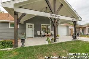 Building Photo - 350 Rasa Dr