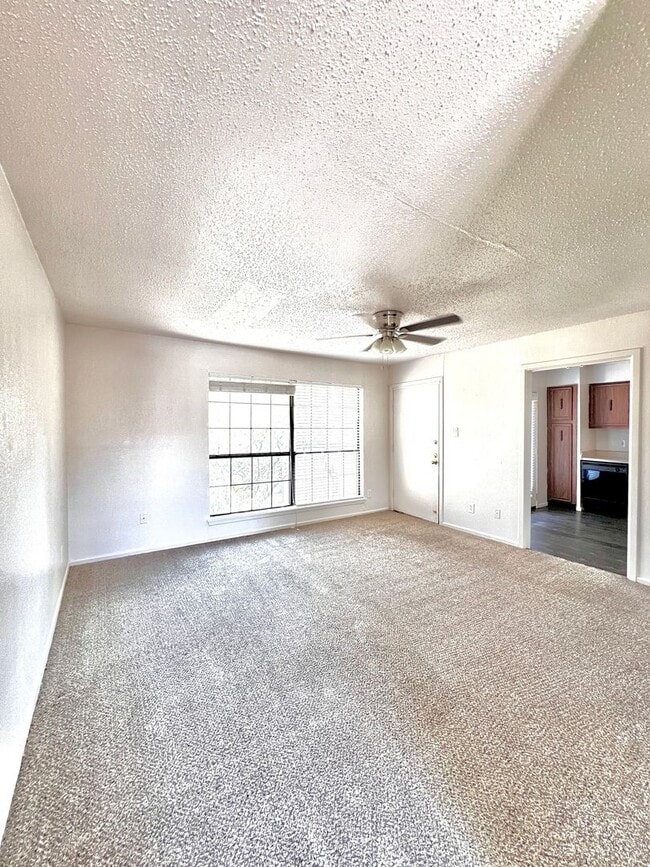 Interior Photo - Peppertree Inn