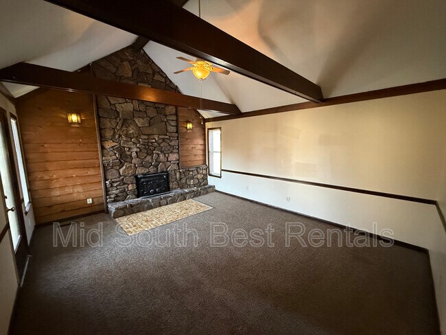 Foto del edificio - 4531 Knotty Oaks Dr