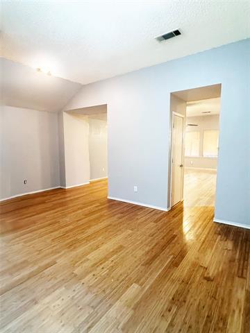 Building Photo - 368 Bayberry Dr