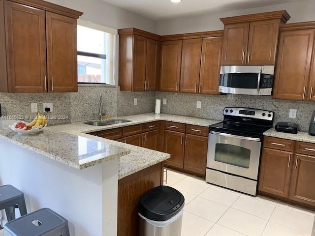 Building Photo - 8927 NW 98th Ct