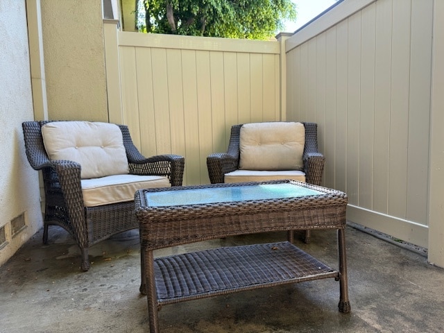 Patio - 11138 Aqua Vista St