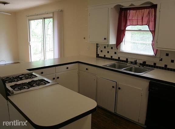 Building Photo - 3 br, 2 bath House - 5357 Ridgewood Rd