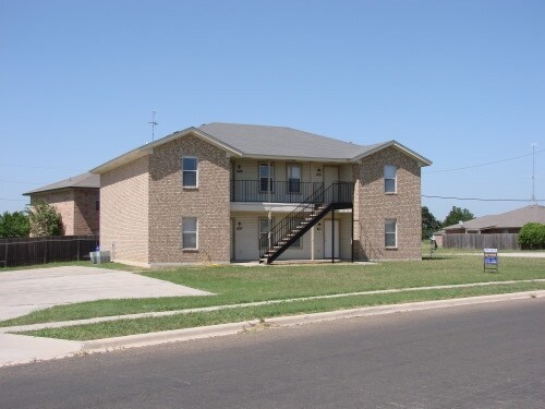 Building Photo - Walt Morgan 4-Plexes