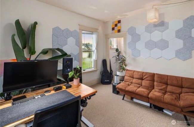 Foto del edificio - 2026 Lombard Ave