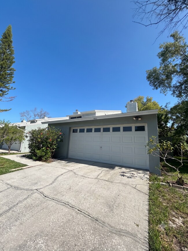 Foto del edificio - 4001 Rosepointe Ct