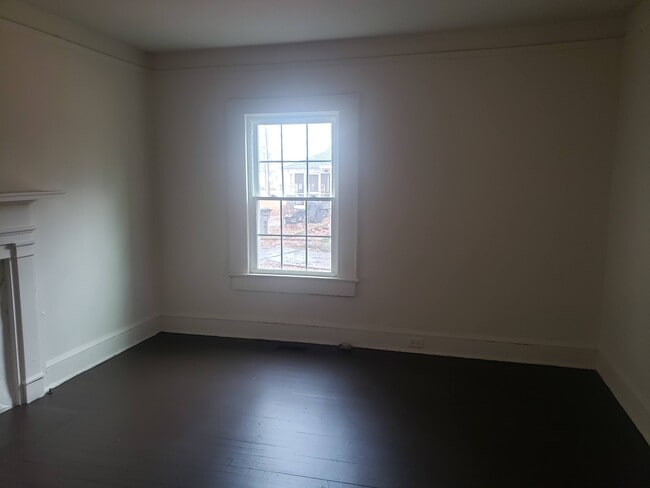 Foto del edificio - 1720 W Parker Rd