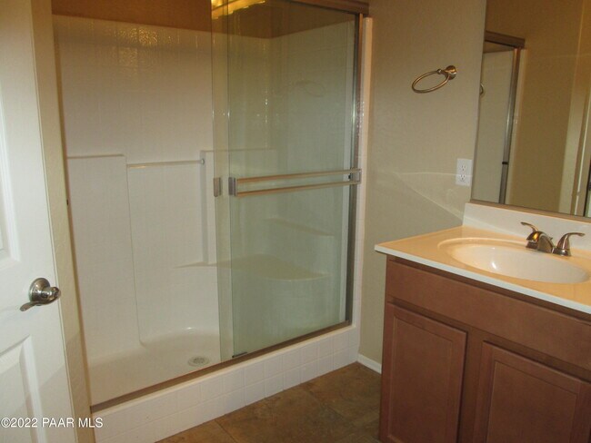 Foto del edificio - 6741 E Arden Ct