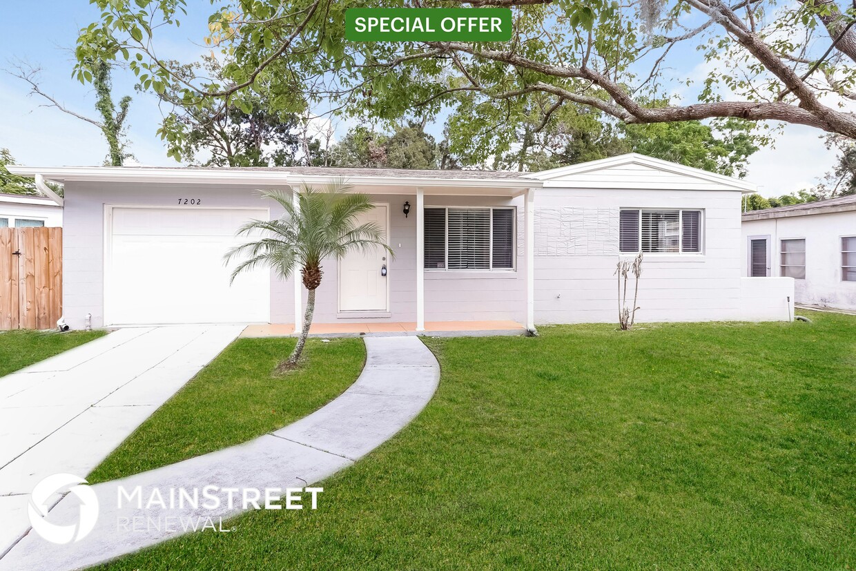 Foto principal - 7202 Adare Dr