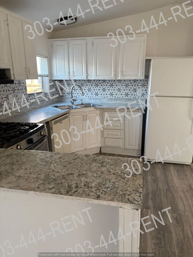 Building Photo - Modular Home 3 bedroom/2 bathroom