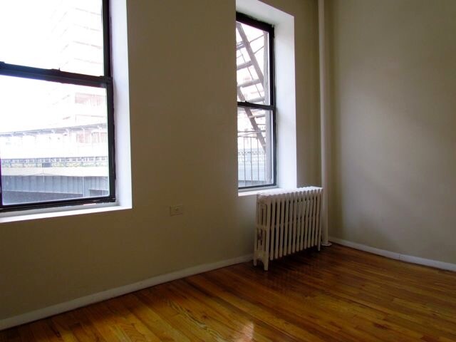 Building Photo - 508 W 29th St