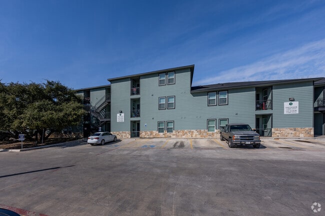 Building Photo - Canterbury Apartments
