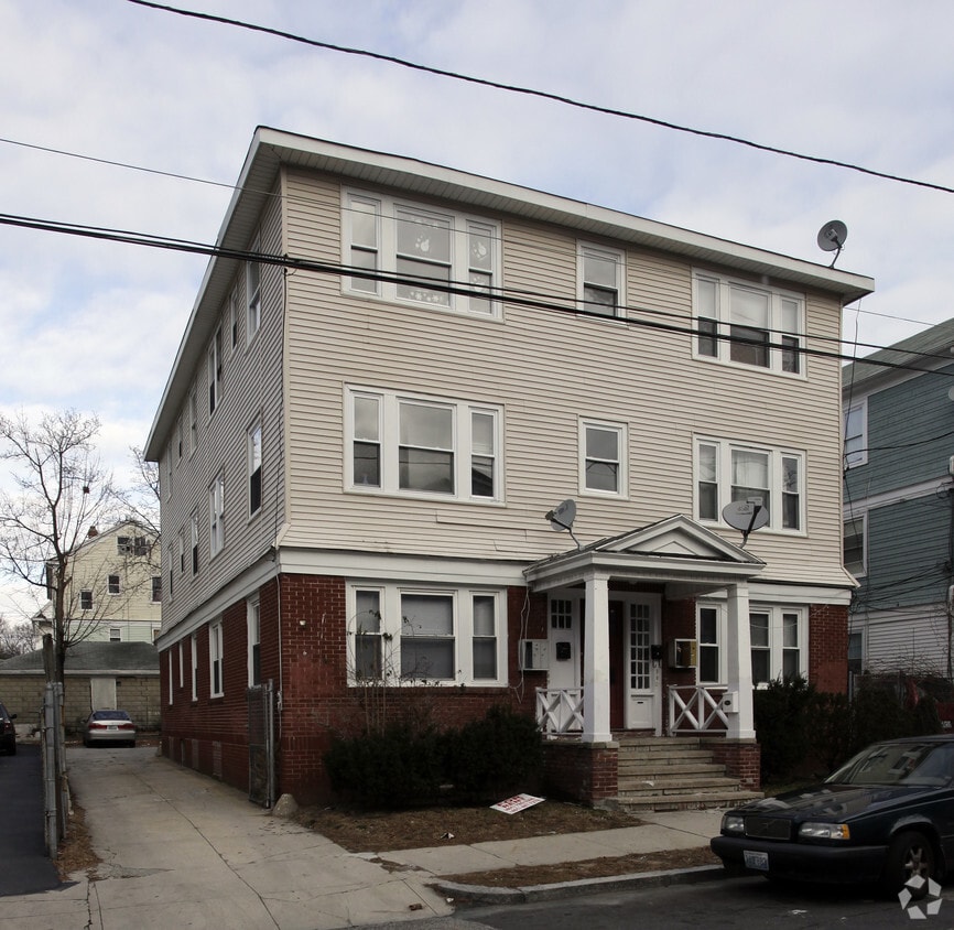 93 Lexington Ave, Providence, RI 02907 Apartments in Providence, RI