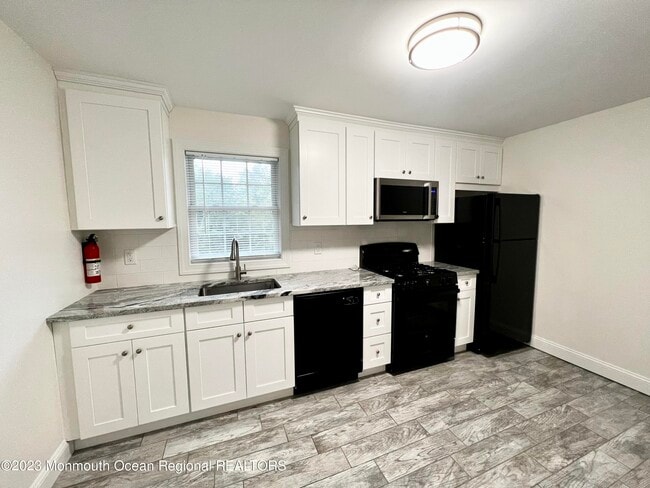 Building Photo - 1253 Yardville Allentown Rd