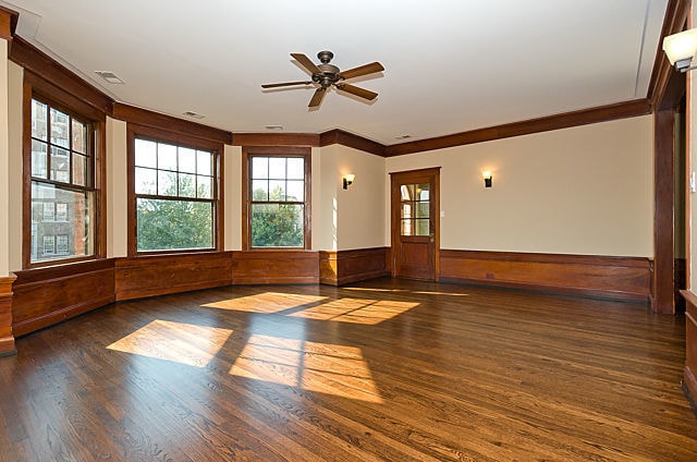 Foto del edificio - 5825 N Kenmore Ave