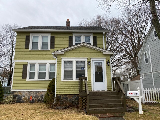 Primary Photo - NOW AVAILABLE! - 69 Everett St, Stratford,...