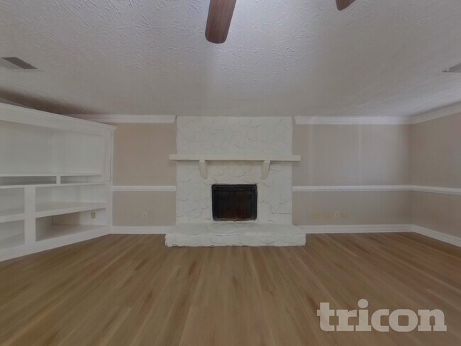 Foto del edificio - 20 Summerfield Ct