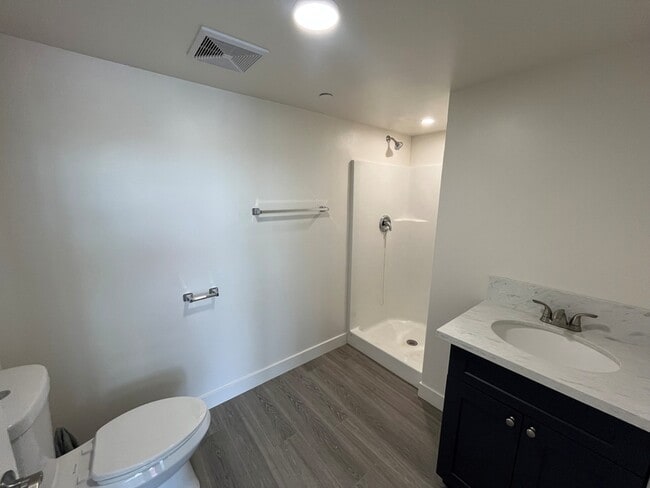 Building Photo - 136 W San Ysidro Blvd