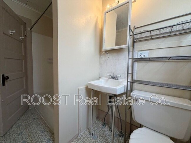 Foto del edificio - 22 Willis Ave