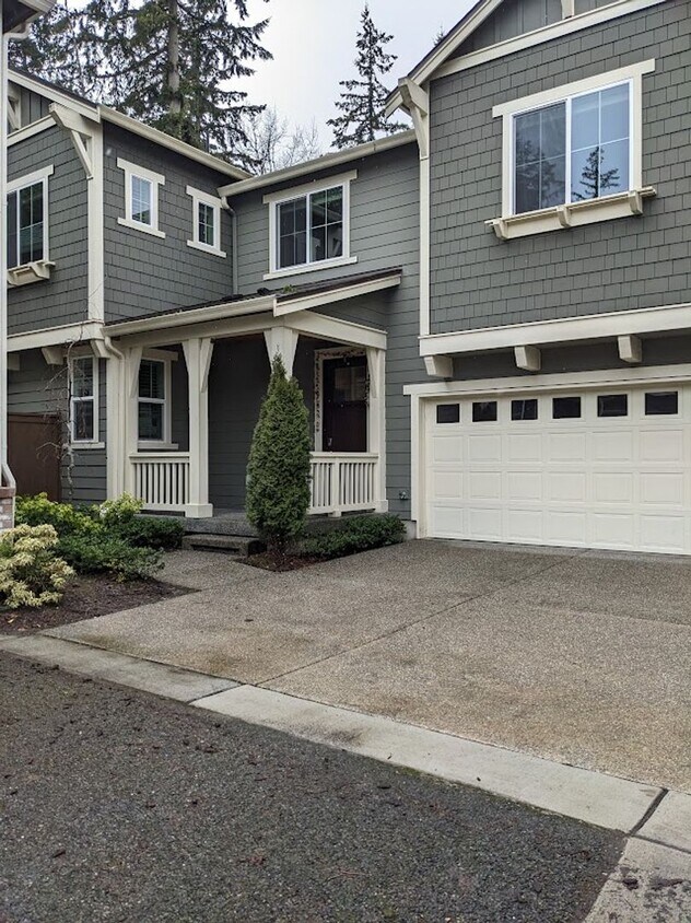 Primary Photo - Timber Creek 4 Bedroom Home