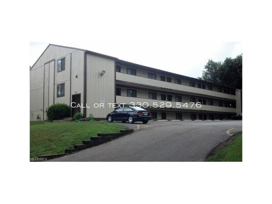 Foto principal - 591 E Buchtel Ave