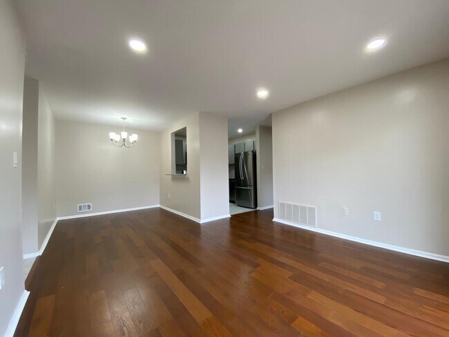 Foto del edificio - 94 Quince Ct