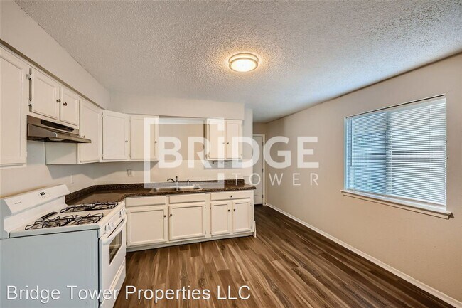 Building Photo - 3 br, 2 bath House - 1018 S Murray Street