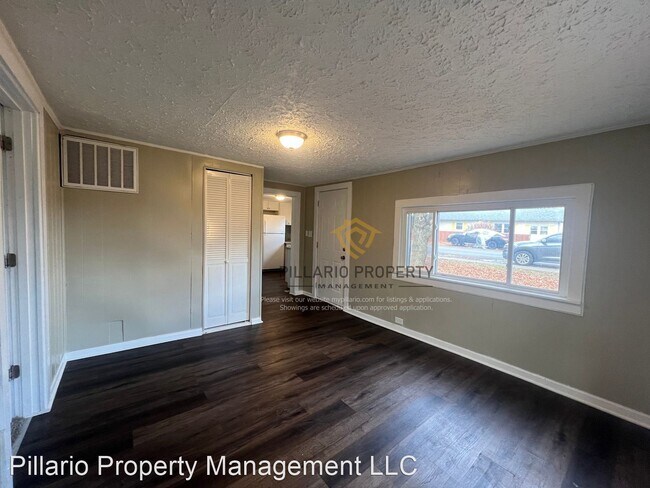 Foto del edificio - 2 br, 1 bath House - 1115 W. 7th