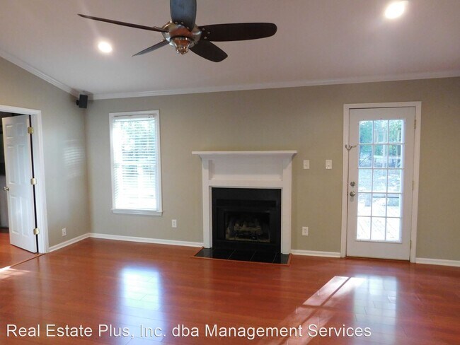 Building Photo - 3 br, 2 bath House - 3007 Red Fox Road