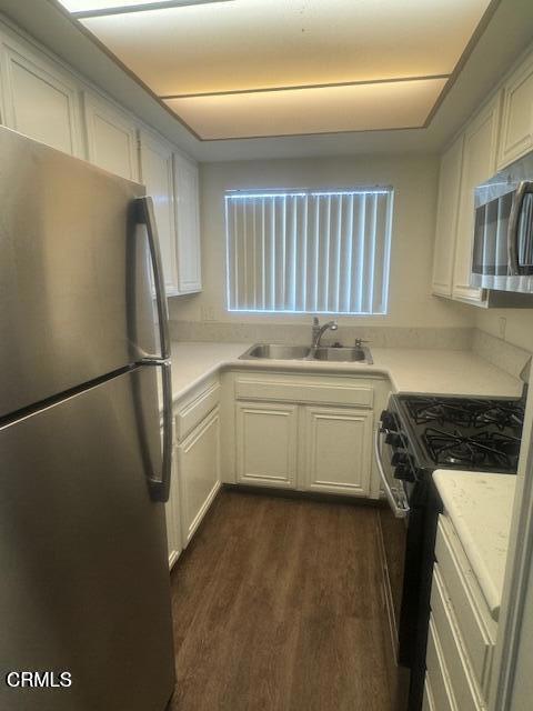 Foto del edificio - 1158 Acadia Pl