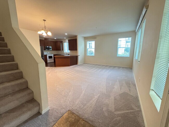 Foto del edificio - 3 Bedroom Condo in Dupont