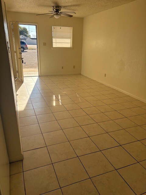 Foto principal - 101 N 3rd St