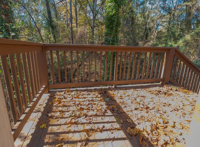 Foto del edificio - Cozy 2 bedroom, 1 bath duplex - Oconee Connector