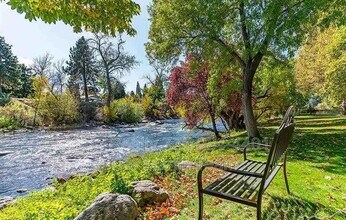 Building Photo - 2300 Dickerson Rd