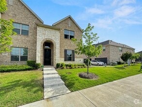 Building Photo - 677 Watersedge Ct