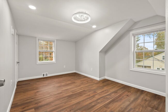 Foto del edificio - 6578 Edsall Rd