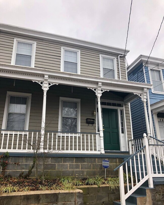 Foto del edificio - Three-Bedroom Duplex in Downtown Richmond