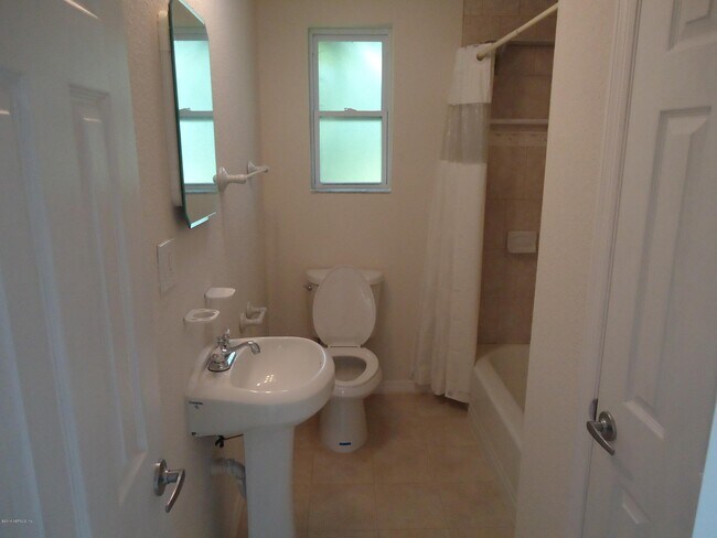 Foto del edificio - 1452 Palm Ave