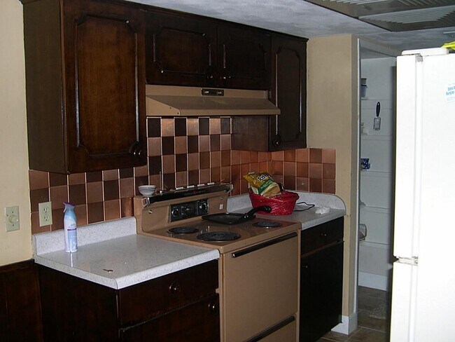 Building Photo - 4027 Rosebud Dr