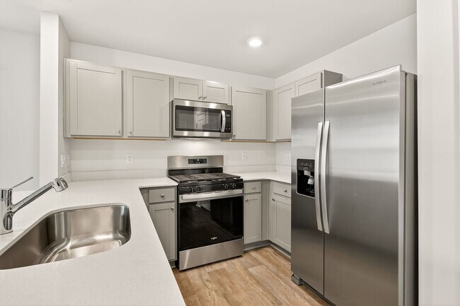 Foto del edificio - ***New Construction 3bd/2.5ba Townhome***