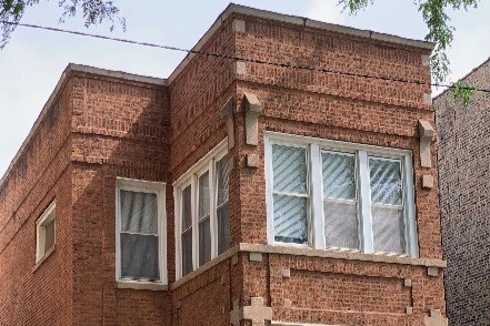 Building Photo - 3218 W Eastwood Ave