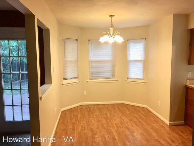 Building Photo - 1085 Rolling Point Ct
