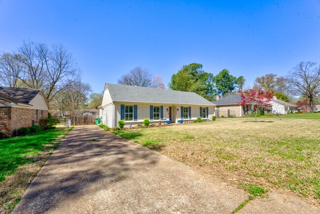 Foto del edificio - 2525 Rosehaven Dr