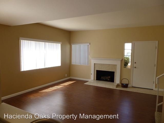 Building Photo - 2 br, 2.5 bath House - 2435 Country Lane