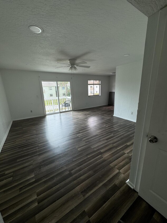 Foto principal - 2022 Tree Ridge Ln NE